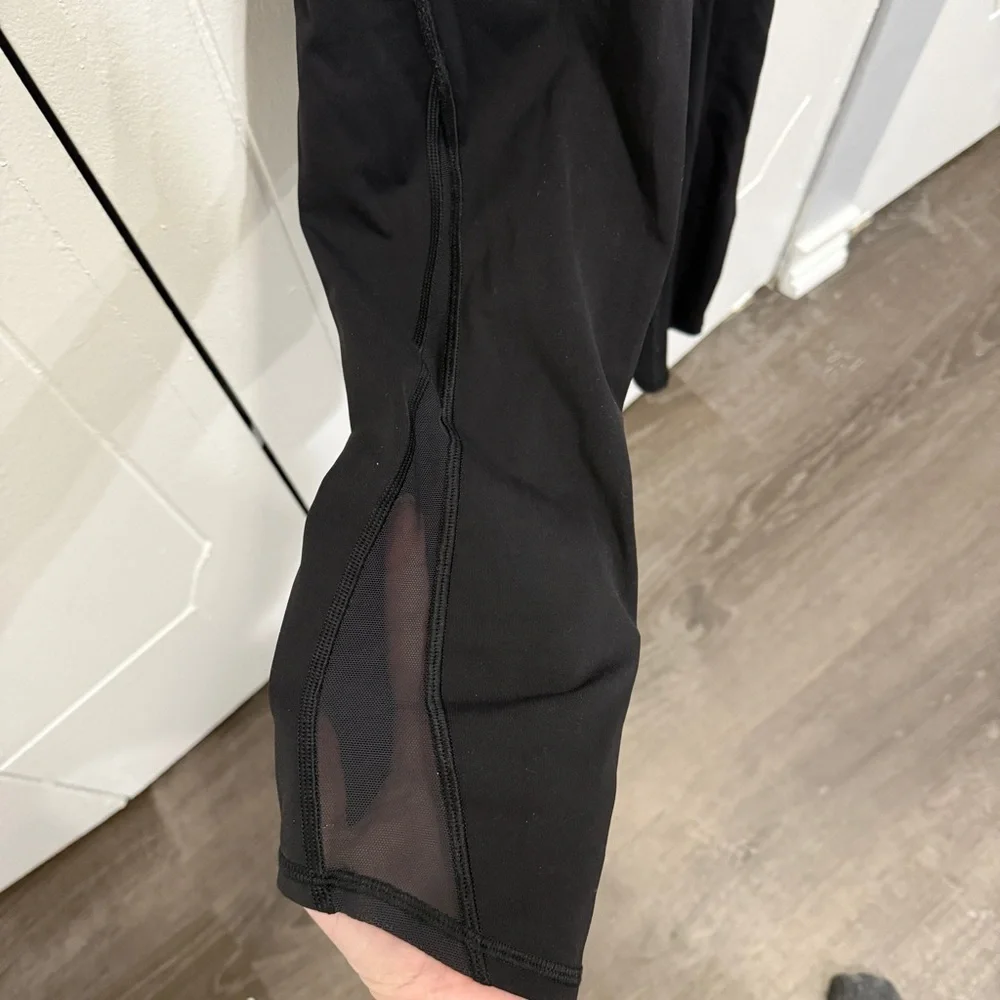 Lululemon Black Train Times Crop (17